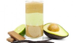 Avocado smoothies with chocolate